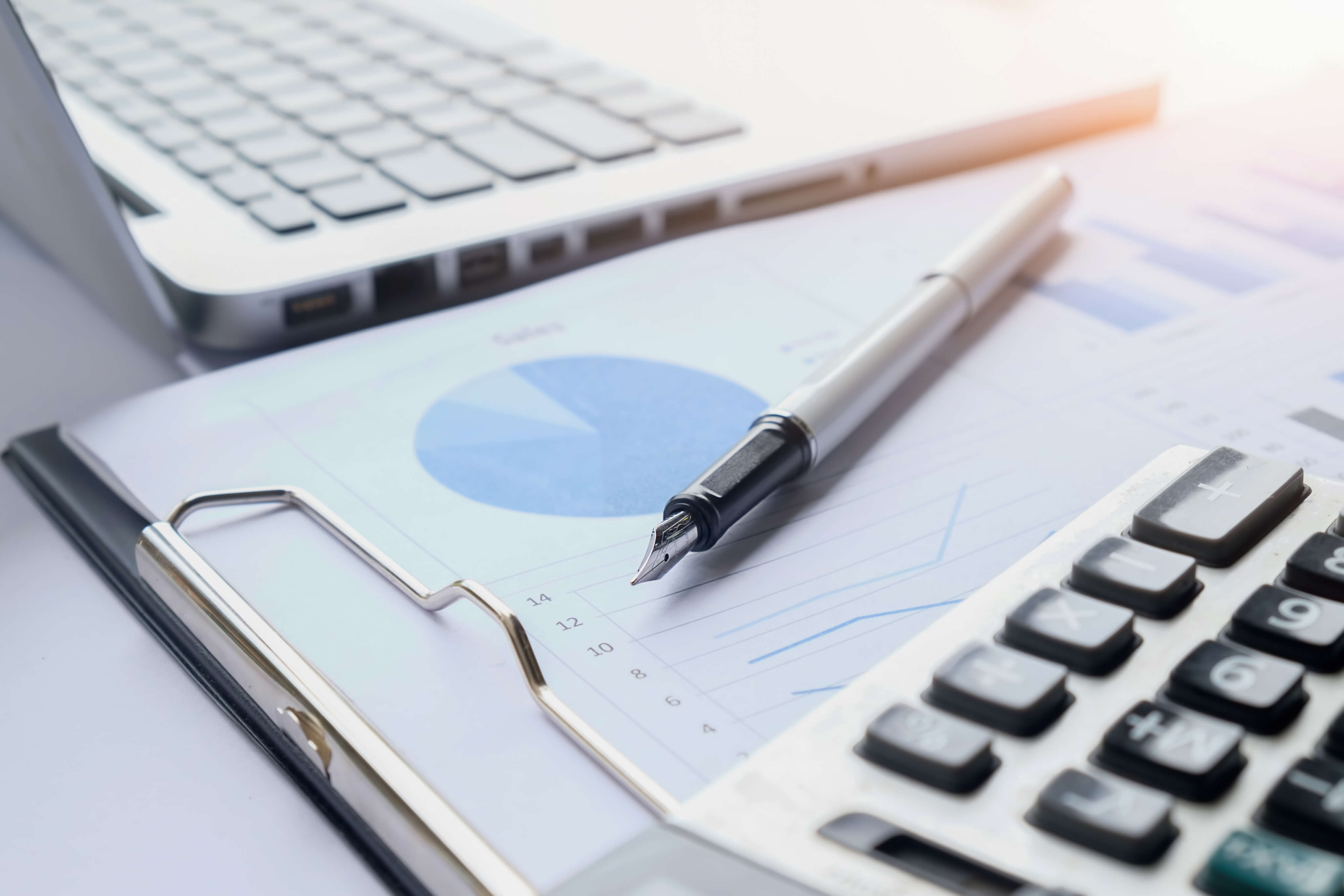 Кейс: Эксперт по финансам